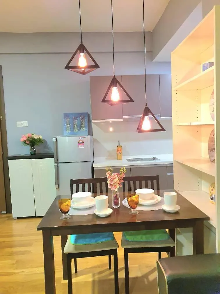 Regalia Suites With Infinity Pool Kl By Cozy Homes Kuala Lumpur