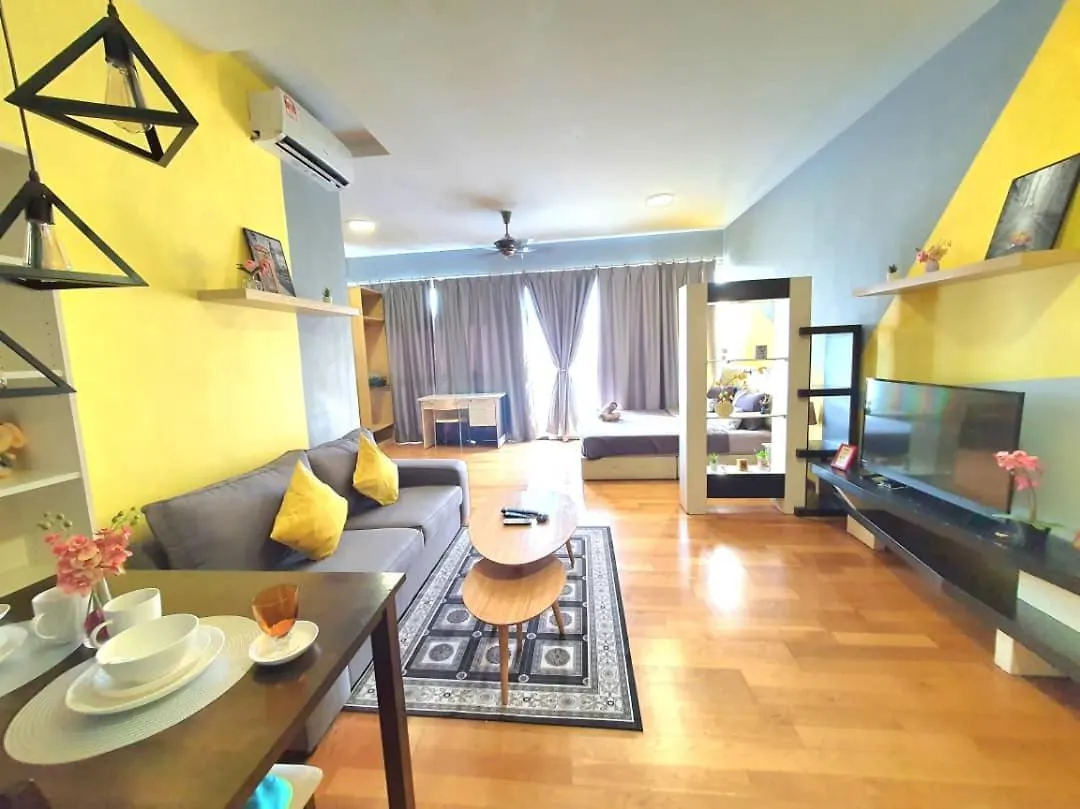 Regalia Suites With Infinity Pool Kl By Cozy Homes Kuala Lumpur