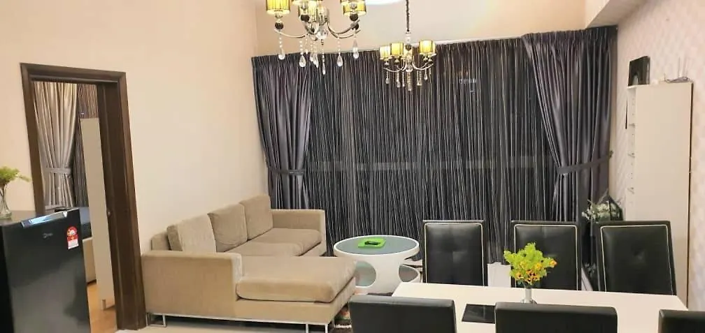 Regalia Suites With Infinity Pool Kl By Cozy Homes Kuala Lumpur