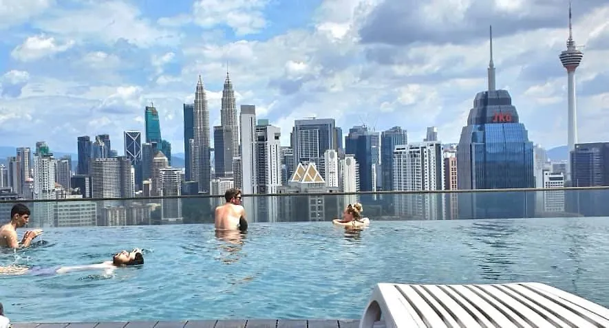 Regalia Suites With Infinity Pool Kl By Cozy Homes Kuala Lumpur 0*,